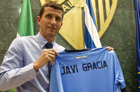 El pamplonés y ex de Osasuna Javi Gracia fue presentado como nuevo entrenador del Málaga