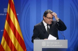 El Consejo de Garantías valida la ley catalana de consultas con 4 votos en contra