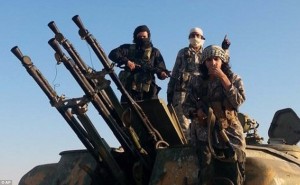 Decenas de militantes del Estado Islámico se rinden a las fuerzas kurdas