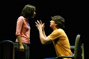 AGENDA: 10 de octubre a 8 de noviembre, en Civivox de Pamplona, XVII Muestra de Teatro de Aquí