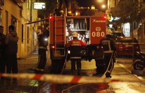 Una mujer fallecida y cinco heridos en un incendio en una vivienda de Córdoba