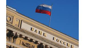 Rusia comienza la venta de divisas para respaldar al rublo