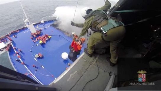 Diez muertos, 427 rescatados y varios desaparecidos tras el siniestro del 'Norman Atlantic'