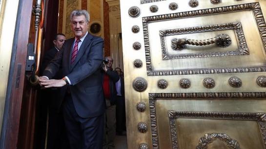 Congreso y Senado abren sus puertas al público en vísperas del 36º aniversario de la Constitución