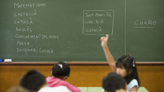 La Generalidad deberá indemnizar a una familia que pidió enseñanza en español para su hija