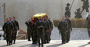 Llega a España el féretro del militar español fallecido en el Líbano