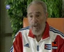 Fidel Castro reaparece ahora con una carta a Maradona