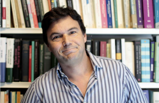 Piketty dice que no se debería temer a Podemos y Syriza, sino inspirarse en ellos