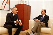El Presidente recibe al embajador de Azerbaiyán en España