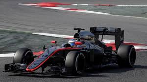Alonso prueba la aerodinámica del McLaren; Ricciardo marca la pauta