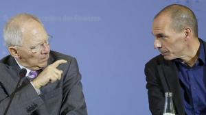 l ministro de Finanzas alemán, junto a su homólogo griego, Yanis Varoufakis, durante la rueda de prensa conjunta que han realizado en Berlín tras su primera reunión. DR