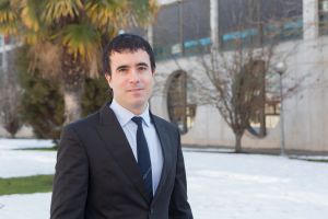 Una tesis doctoral estudia la integración en red de grandes centrales fotovoltaicas