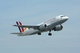 Francia no descarta que la colisión del Airbus se debiera a un atentado