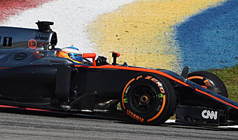 Alonso vuelve a la pista y llega decimosexto en los libres de Sepang