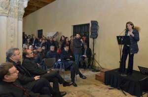 Barcina se dirige a los asistentes al acto