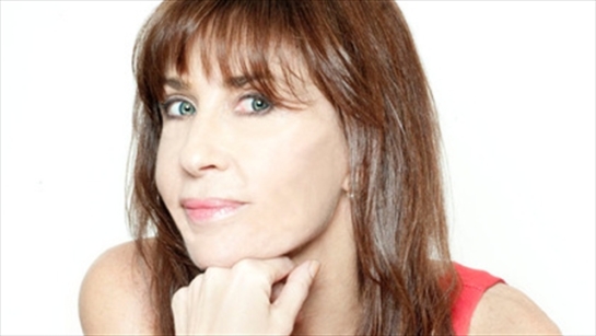La chilena Carla Guelfenbein gana el Premio Alfaguara de Novela 2015