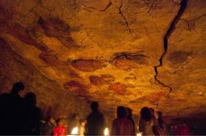 Cueva Altamira. Pool Moncloa libre
