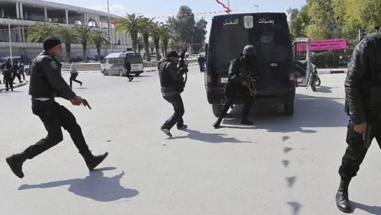 Túnez levanta el estado de emergencia proclamado tras el atentado en una playa de Susa