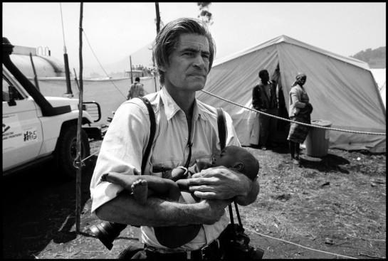El fotoperiodista James Nachtwey recibe mañana en la Universidad de Navarra el XIII Premio Luka Brajnovic de Comunicación