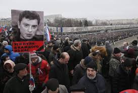 La acompañante del opositor ruso Boris Nemtsov asegura que no vio a sus asesinos