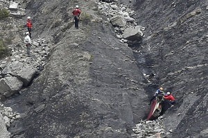 Restos-del-avion-de-Germanwing_54428464068_54028874188_960_639