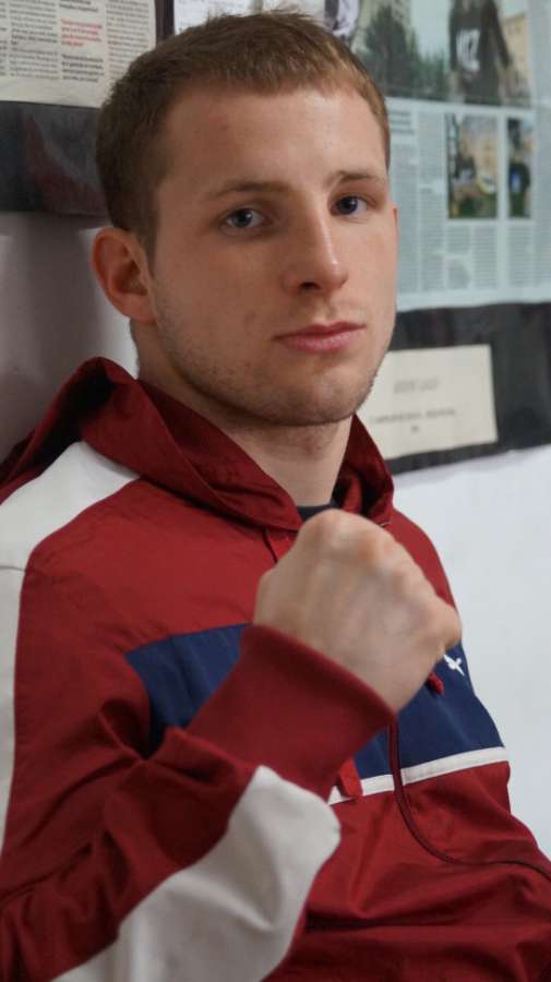 artem-sukhanov-033