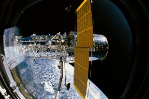 AGENDA: 23 de abril, Planetario de Pamplona, exposición 25º aniversario del lanzamiento del Telescopio Espacial