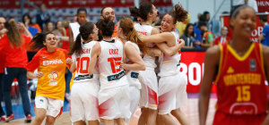 España celebra el pase a semifinales (FOTO: FEB)