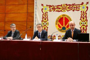 De izda a dcha. Arocena, Rapún y Arraiza.
