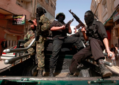 Israel y grupos palestinos pueden haber cometido crímenes de guerra en Gaza