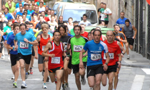 Participantes en la carrera del encierro 2012. Foto web Peña La Jarana.