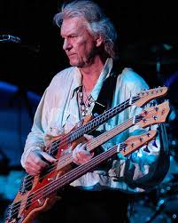Muere Chris Squire, bajista y fundador del grupo británico 