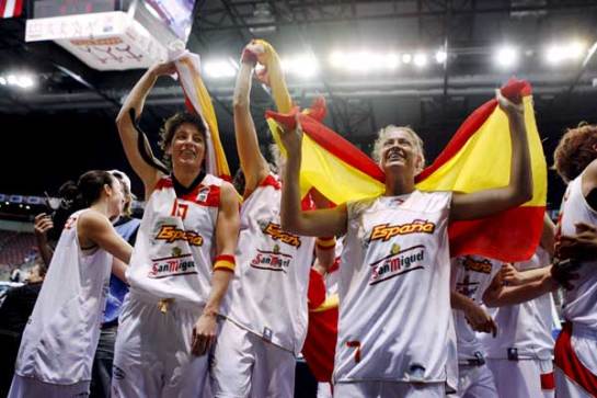 España arrolla a Bielorrusia y se cuelga la medalla de bronce (74-58)