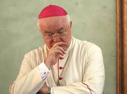 El Vaticano juzgará por primera vez a un prelado por abusos a menores
