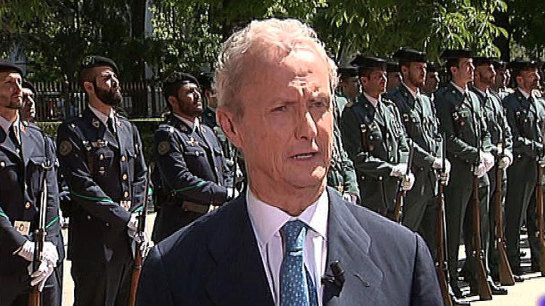 Morenés dice que España está ya implicada en la lucha antiterrorista tras la petición francesa