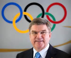 El presidente del COI respeta la decisión de Blatter de 