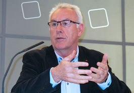 La dirección de IU rompe definitivamente con Madrid y la desvincula legalmente