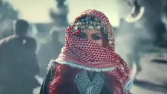 Una estrella del pop kurda, contra el Estado Islámico en su último videoclip