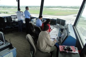 requisitos-controlador-aereo