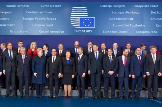 La UE aguarda expectante el resultado del referéndum decisivo para todos