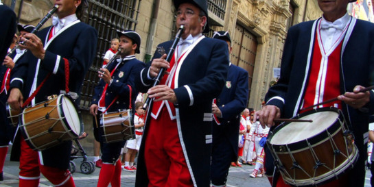 San Fermín 2015: El Alarde de Txistularis dedicado a la música celta, escocesa e irlandesa