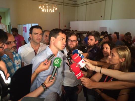 Herzog gana por la mínima las primarias de UPyD