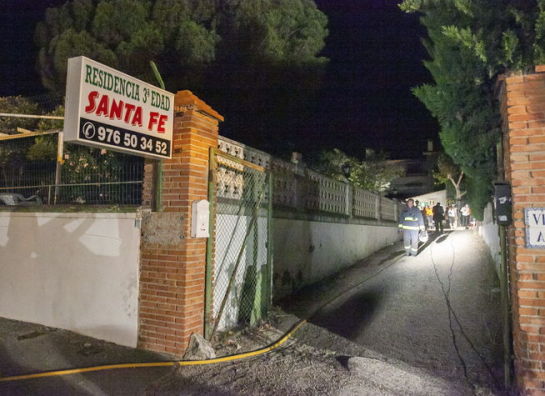 Ocho ancianos mueren en un incendio en una residencia en Zaragoza