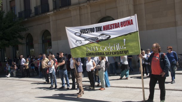 Grupos contra el TAV dicen que no habrá nuevas tramitaciones pero ven una 