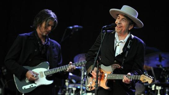 Bob Dylan hace honor a su estatus de leyenda en Granada