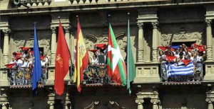 El PSN valora negativamente la decisión del alcalde de pamplona de izar oficialmente la ikurriña