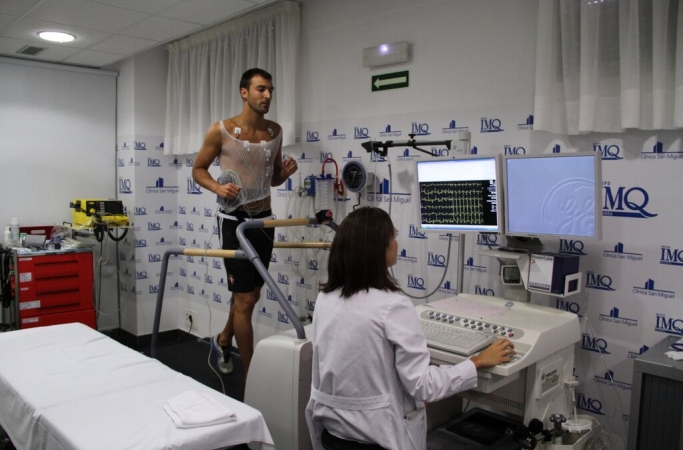 Mario Fernández ha pasado reconocimiento médico