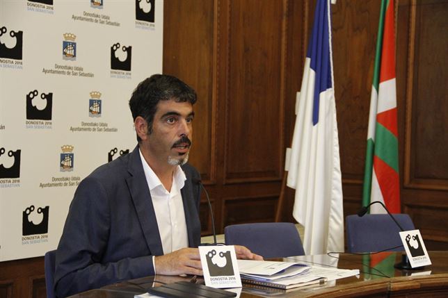 El alcalde de San Sebastián sorprendido por el «silencio» de Pamplona con los ‘toros’