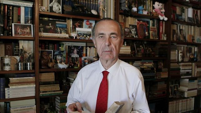 Luis Alberto de Cuenca, Premio Nacional de Poesía