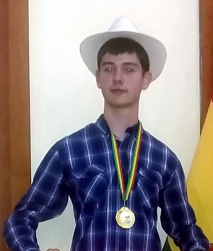 Álvaro Cía gana una medalla de oro en la XX Olimpiada Iberoamericana de Física